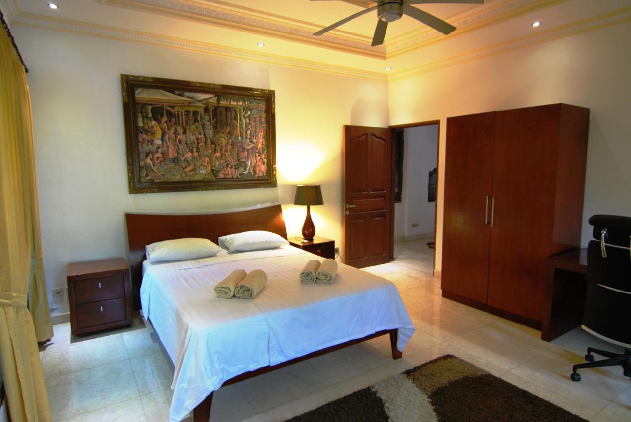 Villa Asih Ketewel Exterior photo