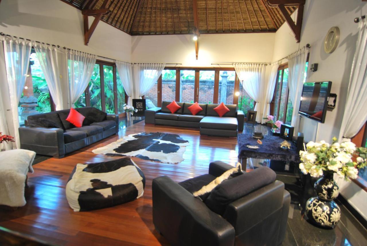 Villa Asih Ketewel Exterior photo